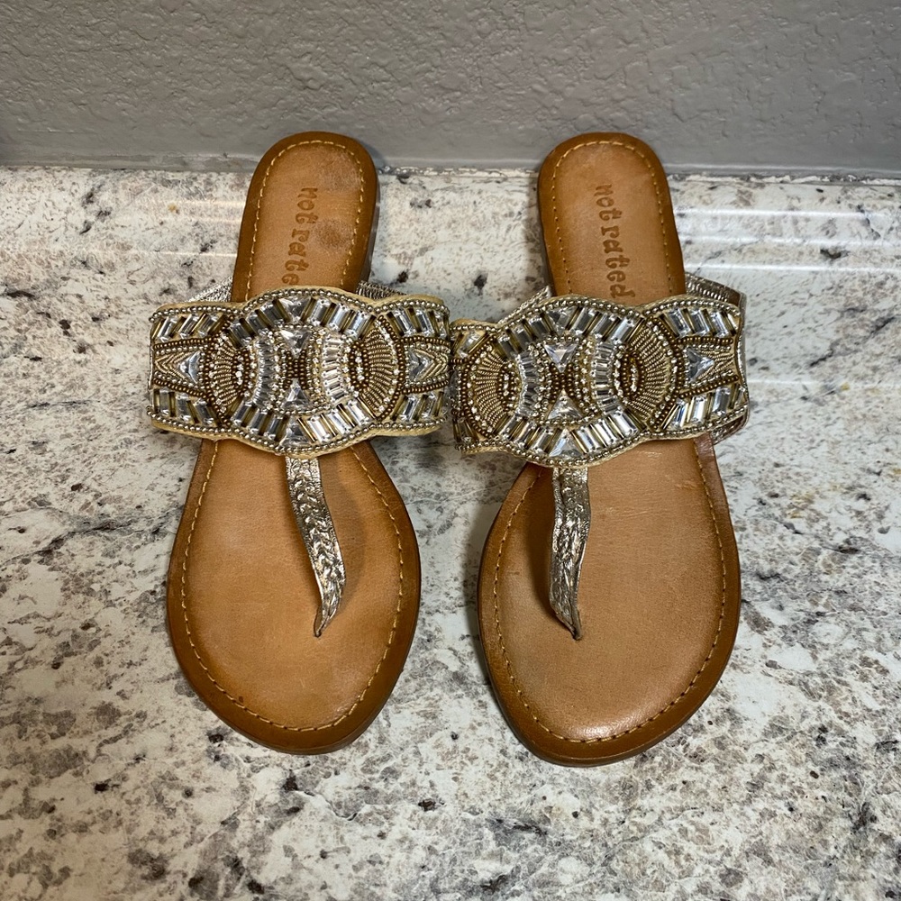 NEW NOT RATED Brand Beautiful Glam Embellished Sandals in size 6.5